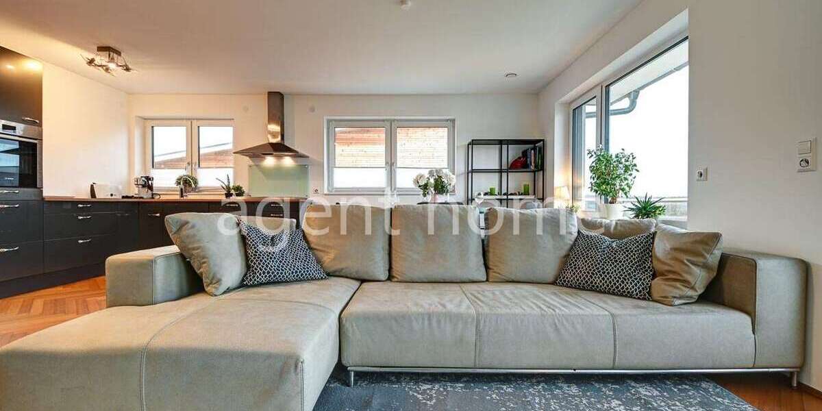 Etagenwohnung Schönaich - 3 Zimmer, 90 m&sup2;, 2.040&euro; | Angebot:25276072