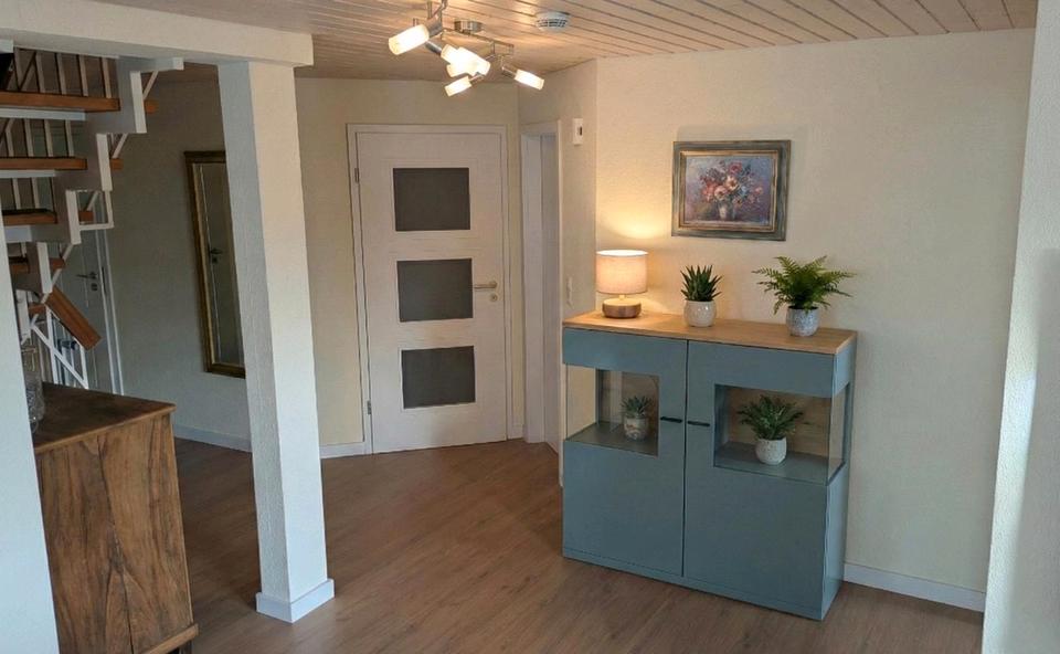 Mehrfamilienhaus, Wohnhaus Magstadt - 5.5 Zimmer, 127 m&sup2;, 1.650&euro; | Angebot:24850078