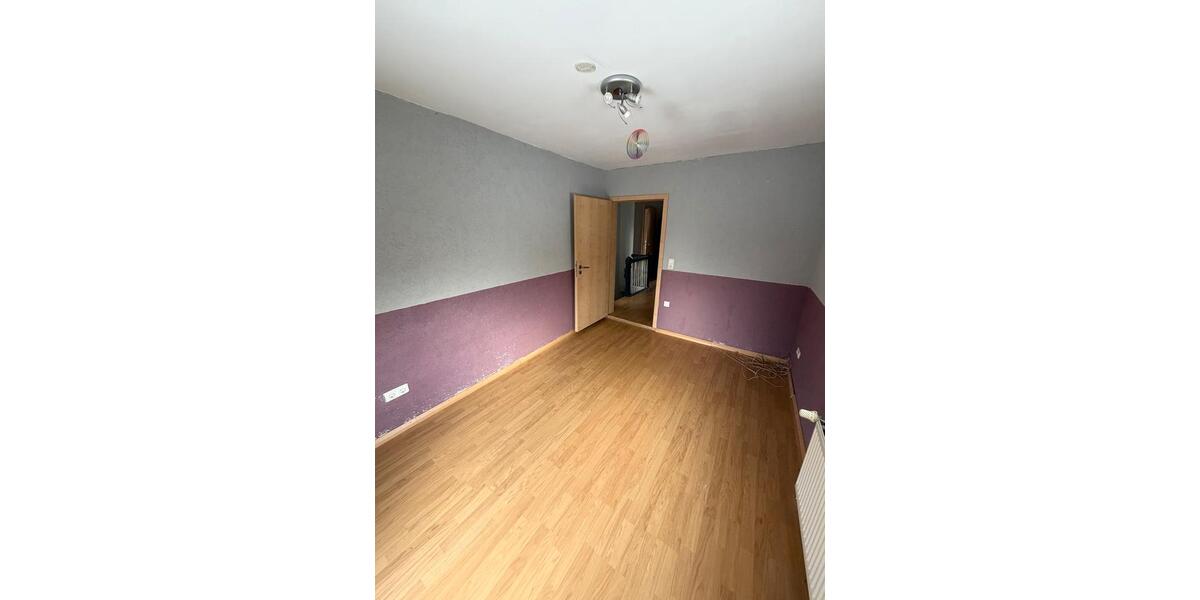 Einfamilienhaus Schleswig - 7 Zimmer, 120 m&sup2;, 1.600&euro; | Angebot:26004435