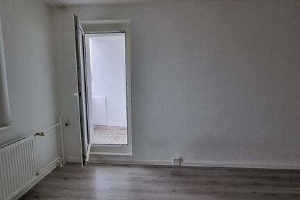 Zeit zum Toben, Lachen, Spielen-Ihre neue Familienwohnung mit Balkon + 2 NKM frei* 4 zimmer