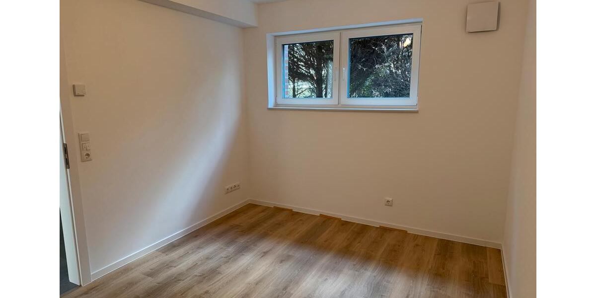 Erdgeschoßwohnung Schortens - 3 Zimmer, 95 m&sup2;, 1.150&euro; | Angebot:26300768