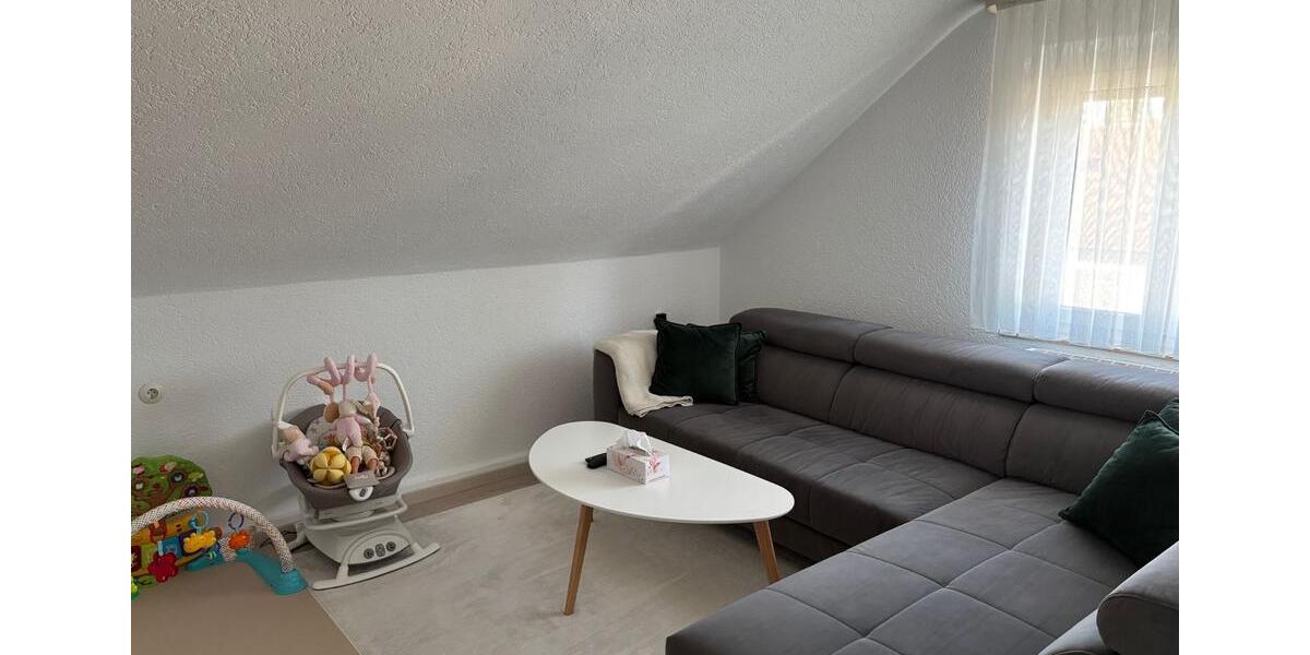 Dachgeschoßwohnung Welzheim - 3.5 Zimmer, 65 m&sup2;, 850&euro; | Angebot:24732399