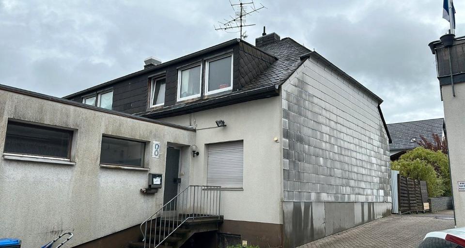 Großes Einfamilienhaus zu vermieten 6 zimmer