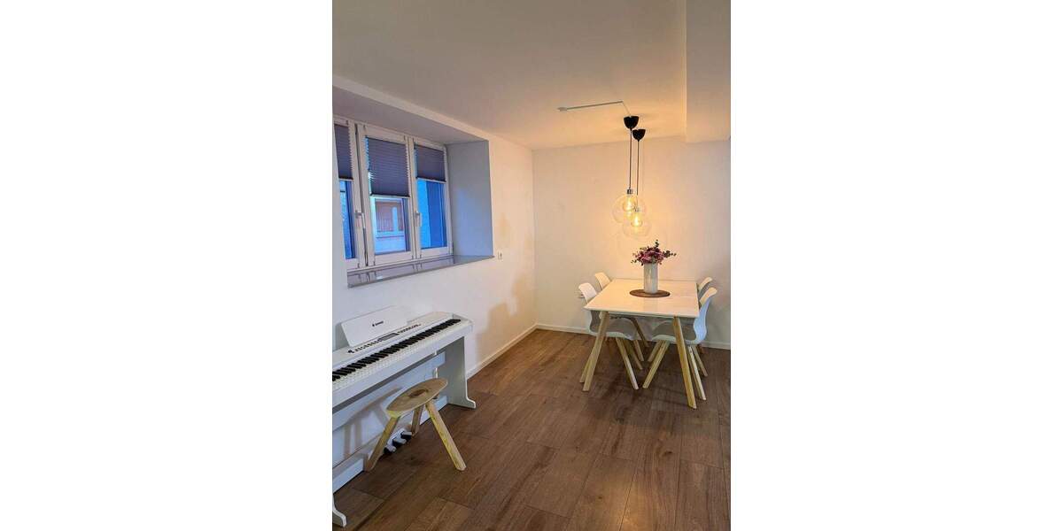 Einfamilienhaus Kölleda - 4 Zimmer, 110 m&sup2;, 1.000&euro; | Angebot:25275580