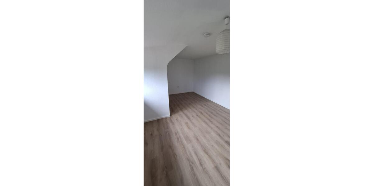 Dachgeschoßwohnung Schwaig Bei Nürnberg - 2 Zimmer, 65 m&sup2;, 690&euro; | Angebot:25711946