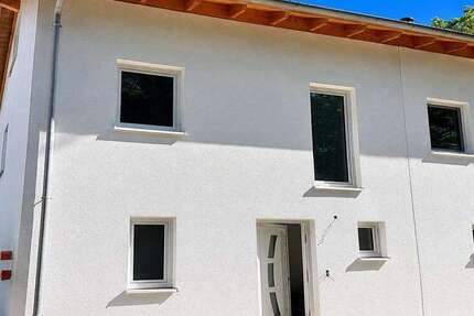 Haus Rohrdorf - 4.5 Zimmer, 142 m&sup2;, 2.350&euro; | Angebot:26167192