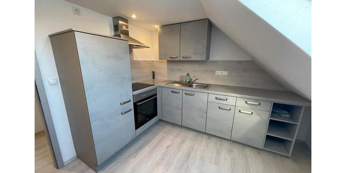 Dachgeschoßwohnung Coburg - 2 Zimmer, 70 m&sup2;, 630&euro; | Angebot:26579851