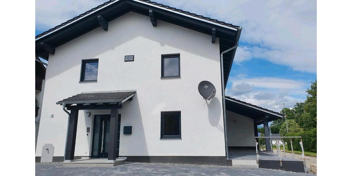 Etagenwohnung Niederwinkling - 4 Zimmer, 110 m&sup2;, 1.350&euro; | Angebot:26427222