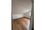 Dachgeschoßwohnung Markgröningen - 2.5 Zimmer, 80 m&sup2;, 1.375&euro; | Angebot:25267862