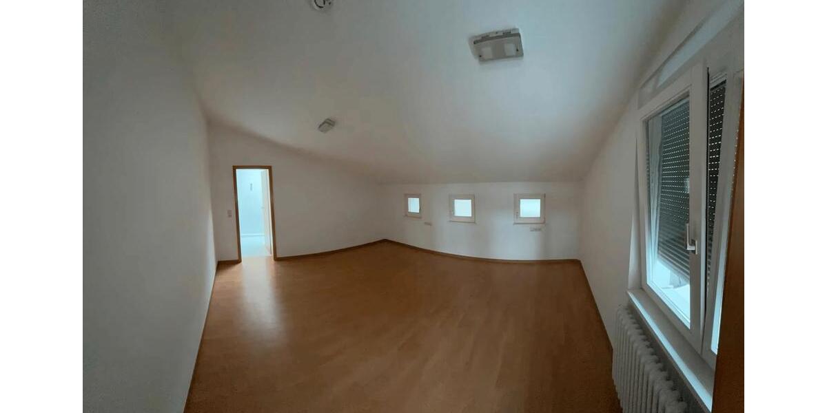 Etagenwohnung Friedrichshafen Allmannsweiler - 3 Zimmer, 80 m&sup2;, 1.400&euro; | Angebot:26022418