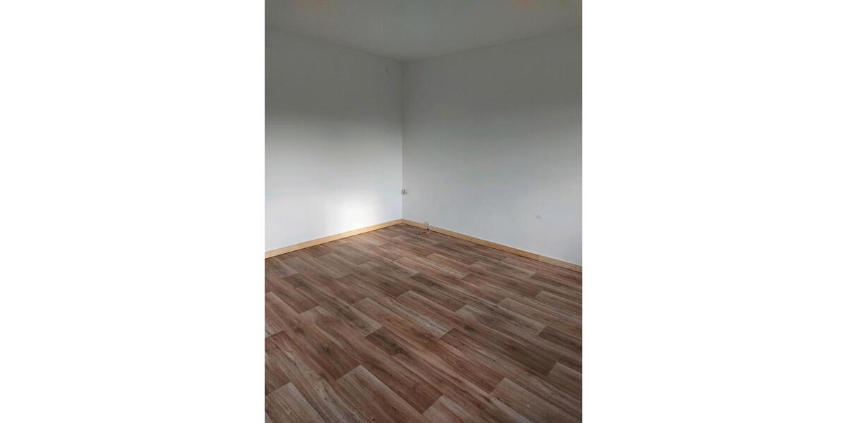 Etagenwohnung Saarbrücken Brebach-Fechingen - 2 Zimmer, 65 m&sup2;, 650&euro; | Angebot:23847716