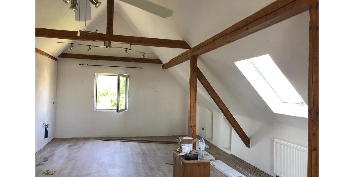 Dachgeschoßwohnung Kaisersesch - 1.5 Zimmer, 100 m&sup2;, 700&euro; | Angebot:26023353