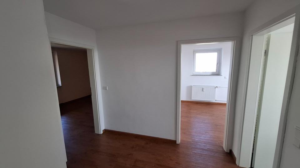 Etagenwohnung Borken (Hessen) - 3 Zimmer, 76 m&sup2;, 599&euro; | Angebot:25512372