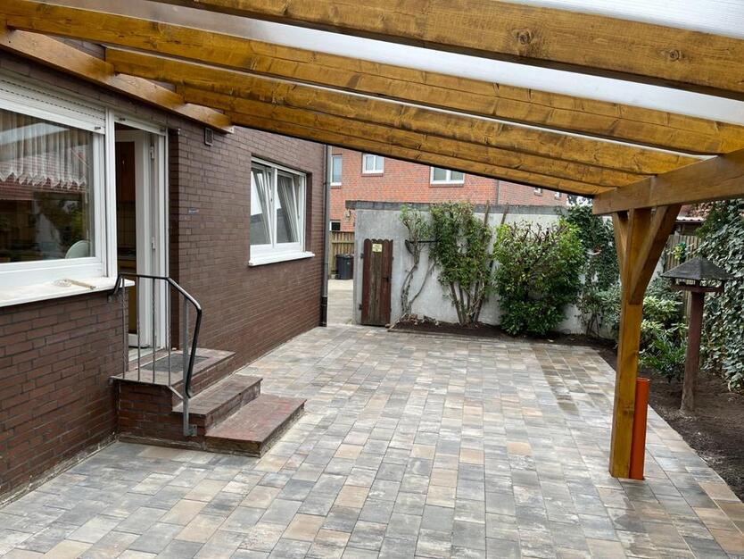 3-Zimmer-Erdgeschosswohnung mit Terrasse und Garage – CLP-Zentrum zimmer