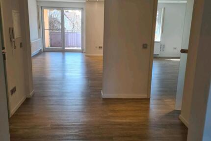 Wohnung Crailsheim - 3 Zimmer, 72 m&sup2;, 780&euro; | Angebot:26050727