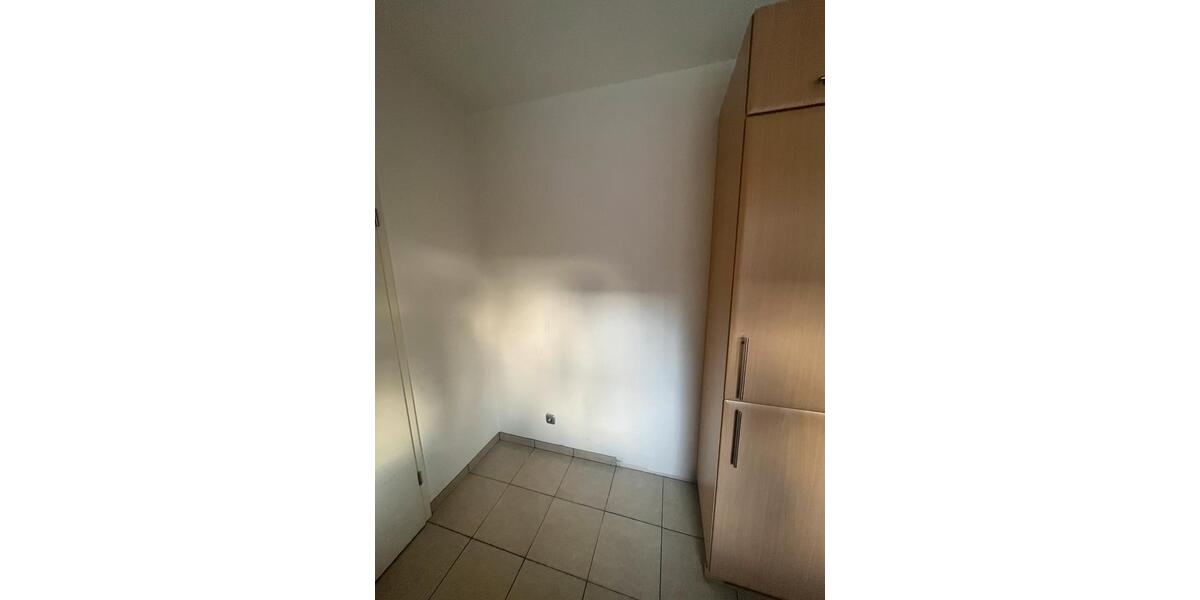 Erdgeschoßwohnung Lunden - 3 Zimmer, 100 m&sup2;, 900&euro; | Angebot:26606241