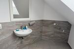 Dachgeschoßwohnung Mengen - 4 Zimmer, 100 m&sup2;, 1.170&euro; | Angebot:26495338