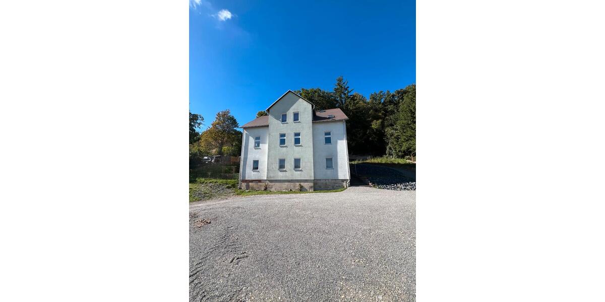 Etagenwohnung Schleusingen - 4 Zimmer, 103 m&sup2;, 980&euro; | Angebot:23831021