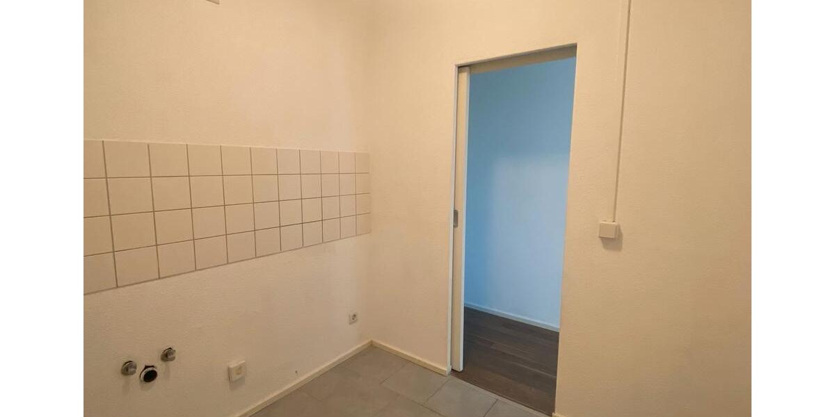 Helle 2-Zimmer-Wohnung mit 2 Balkonen | optional mit SP 2 zimmer
