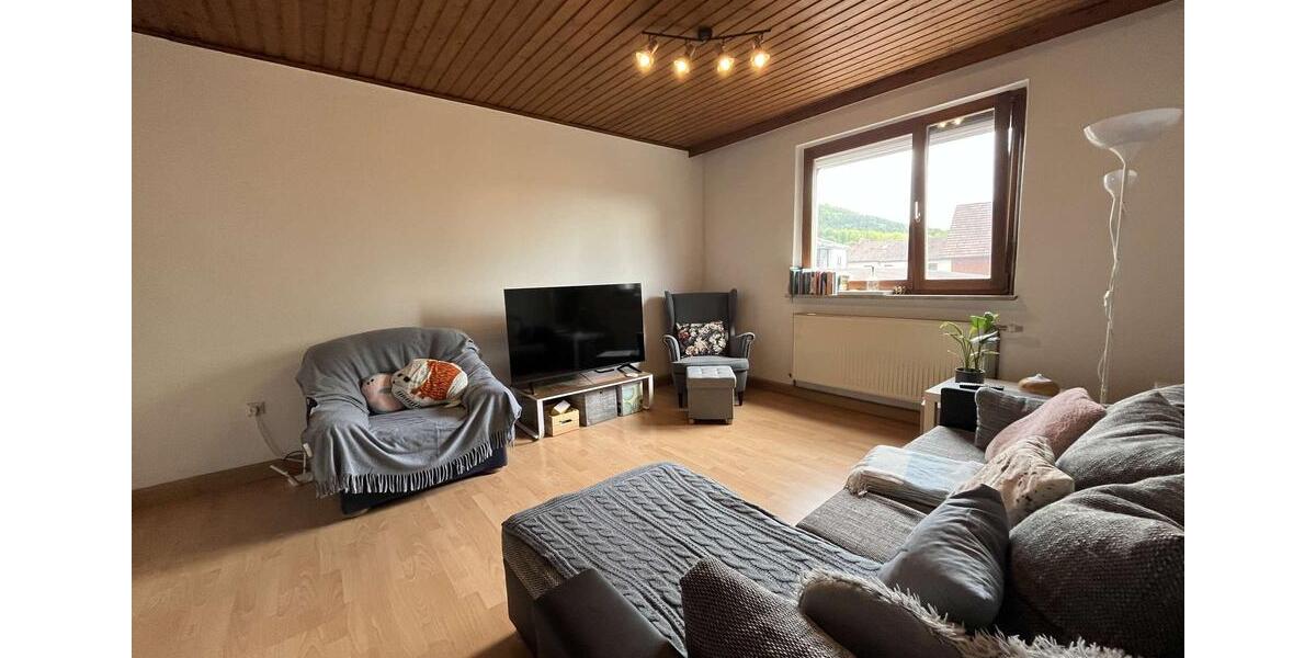 Etagenwohnung Neustadt bei Coburg - 3 Zimmer, 67 m&sup2;, 490&euro; | Angebot:26454287