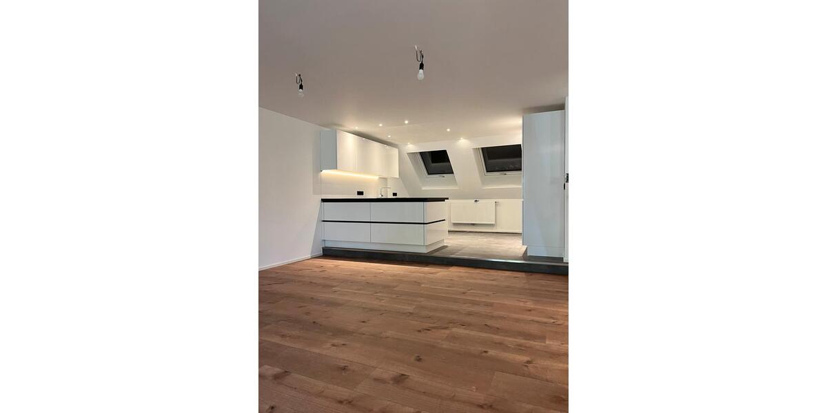 Etagenwohnung Blaustein - 3 Zimmer, 120 m&sup2;, 1.370&euro; | Angebot:25216171