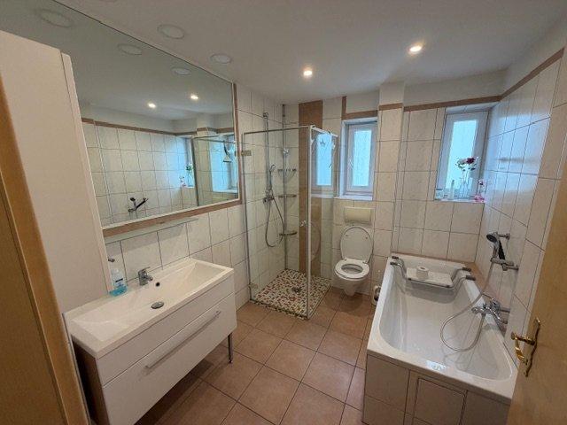 Erdgeschoßwohnung Vellmar - 3 Zimmer, 80 m&sup2;, 950&euro; | Angebot:26022154