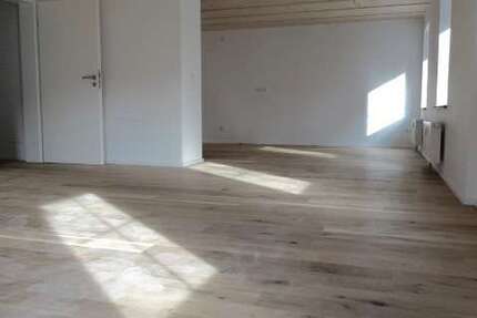 Wohnung zum Mieten in Lindenberg 1.090 € 105 m²