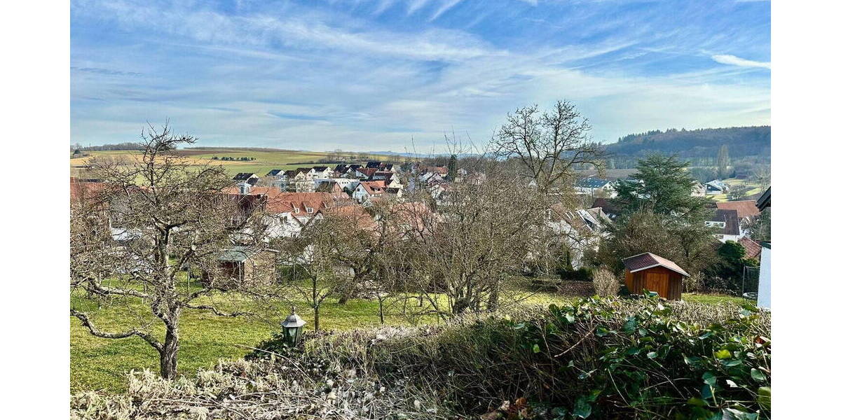 Etagenwohnung Aichtal Aich - 3 Zimmer, 150 m&sup2;, 2.100&euro; | Angebot:25944663