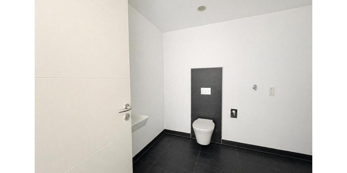 Etagenwohnung Gotha - 3 Zimmer, 133 m&sup2;, 1.250&euro; | Angebot:26383690