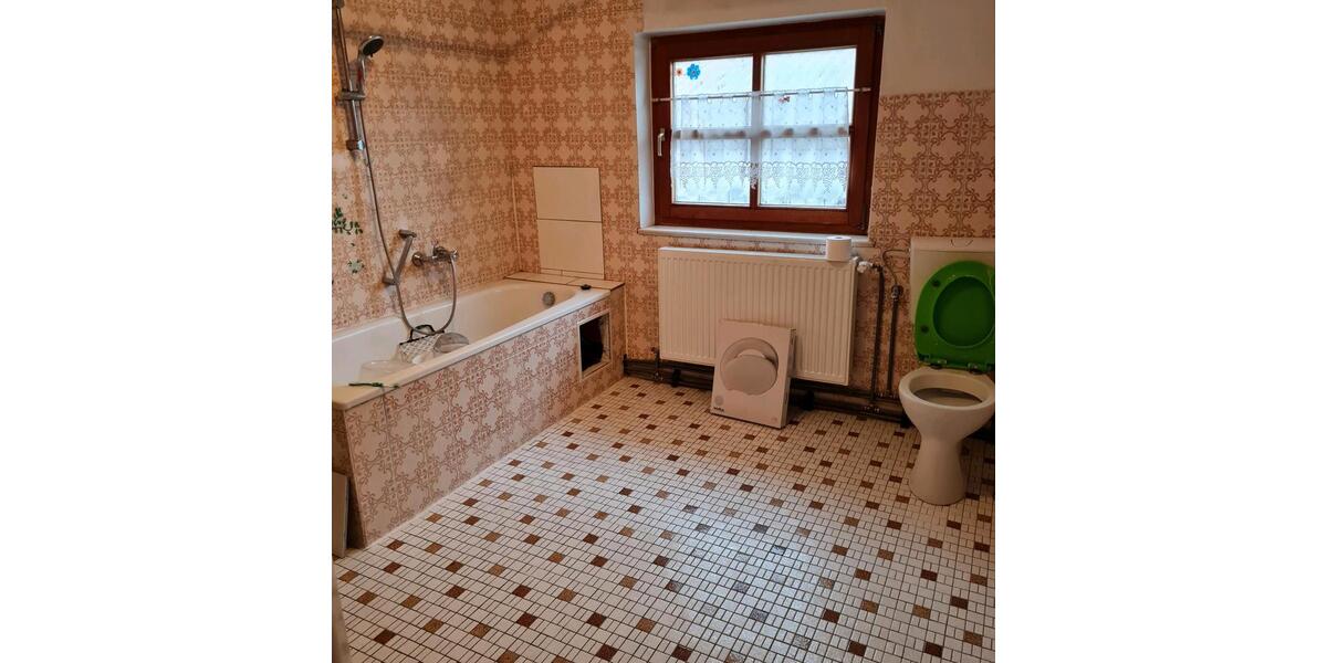 Etagenwohnung Rotthalmünster - 3 Zimmer, 95 m&sup2;, 800&euro; | Angebot:25715370