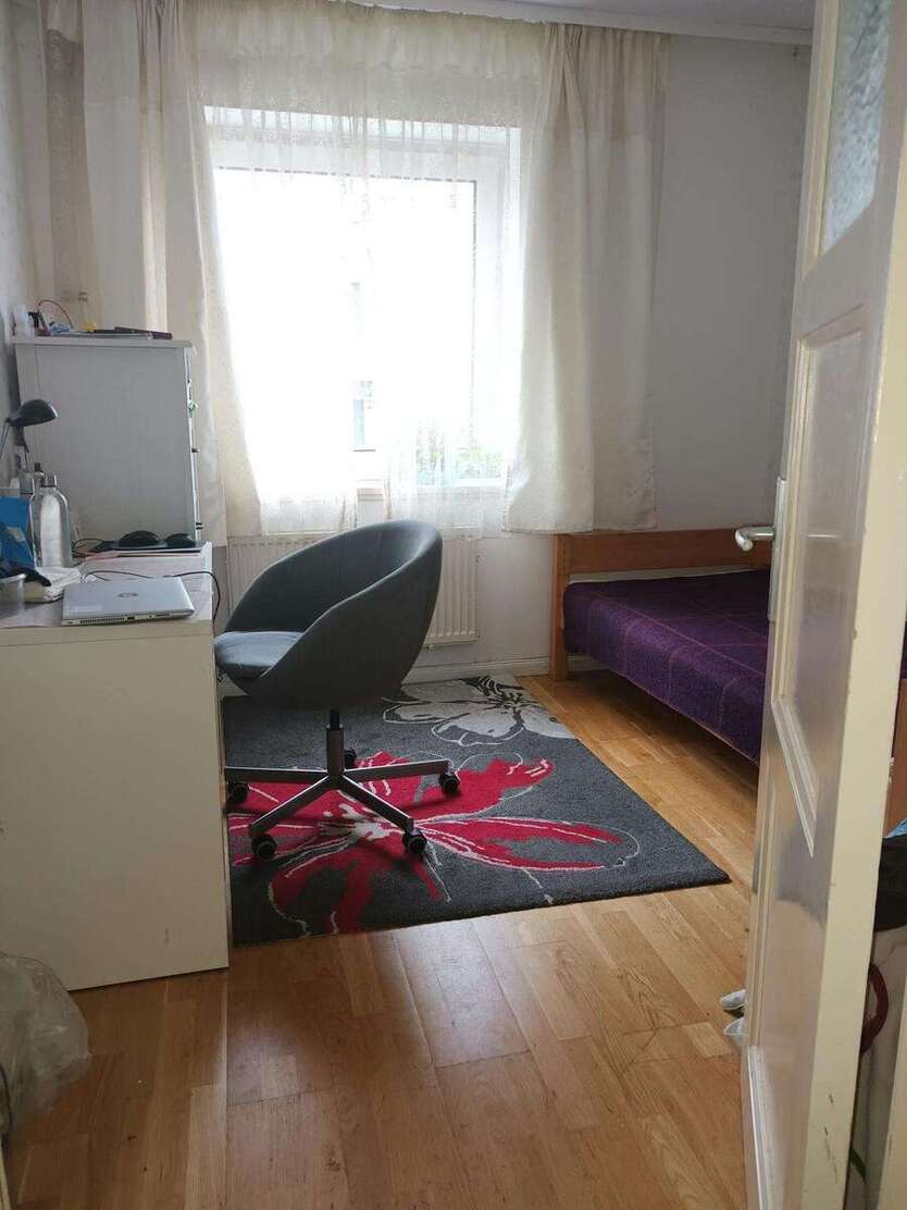 WG-Zimmer in Hamburg 735 € 12 m² zimmer