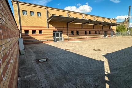 Lagerfläche mit Büro 1850 m2 zimmer