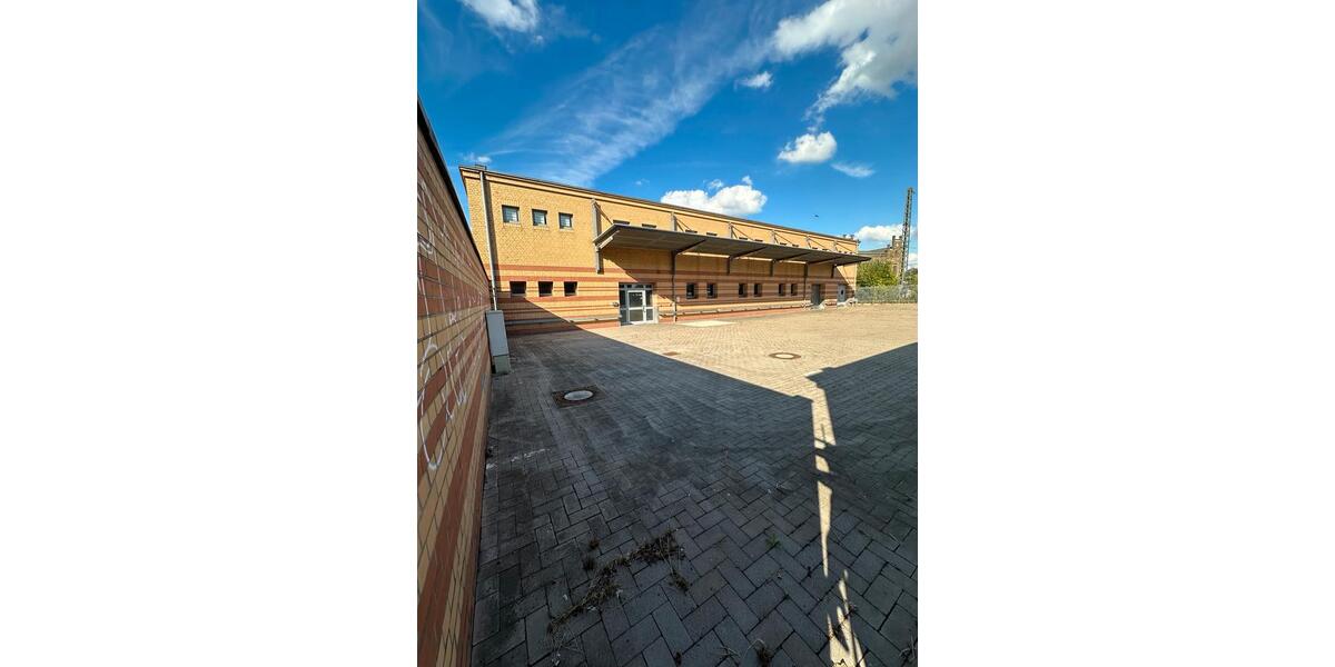 Lagerfläche mit Büro 1850 m2 zimmer