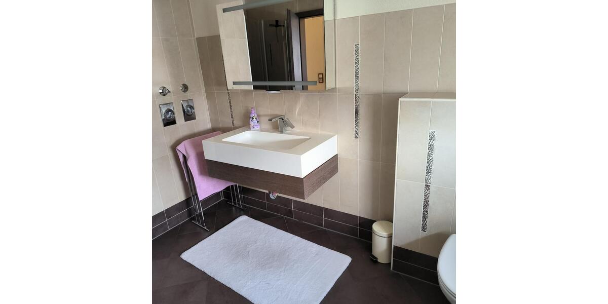 3 Zimmerwohnung mit Balkon 3 zimmer