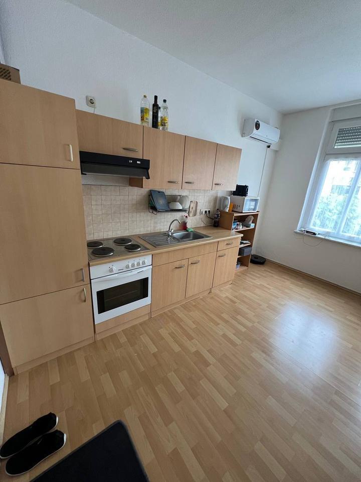 Nachmieter ab 01.10 – gepflegte 2-Zimmer-Wohnung mit EBK