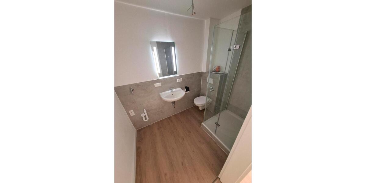 Dachgeschoßwohnung Uplengen - 1 Zimmer, 55 m&sup2;, 600&euro; | Angebot:24302981