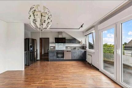 Gießen-Lützellinden: Renovierte 3-Zimmer Wohnung mit Balkon & EBK 3 zimmer