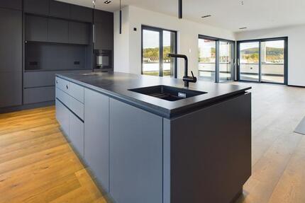 Elegantes Penthouse mit großzügiger Dachterrasse und hochwertiger Ausstattung 3 zimmer