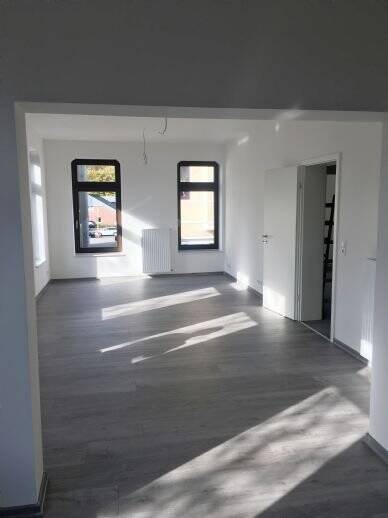 Etagenwohnung Delmenhorst Mitte - 3 Zimmer, 90 m&sup2;, 760&euro; | Angebot:26641508