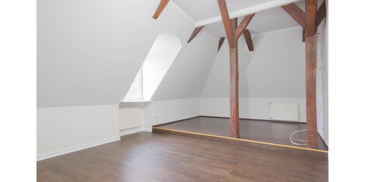 Villa Arnsberg Holzen - 10 Zimmer, 280 m&sup2;, 2.250&euro; | Angebot:26644784