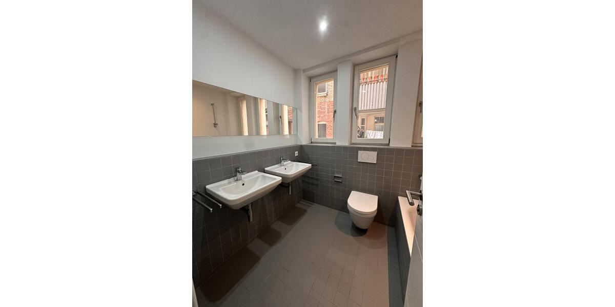 Etagenwohnung Stuttgart Stuttgart-West - 4 Zimmer, 111 m&sup2;, 2.115&euro; | Angebot:26271562