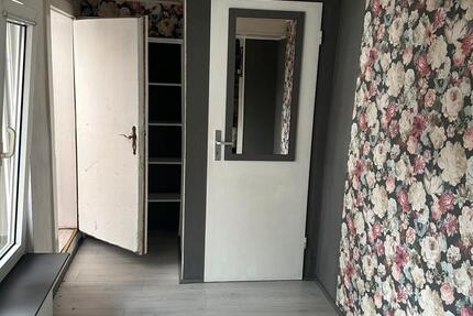 Haus Kölleda - 4 Zimmer, 105 m&sup2;, 750&euro; | Angebot:27680138
