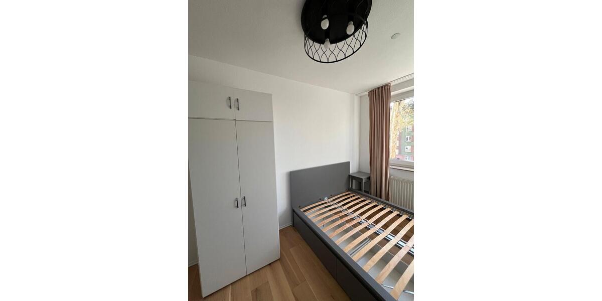 Wohnen auf Zeit Düsseldorf Stadtbezirk 3 - 1 Zimmer, 12 m&sup2;, 580&euro; | Angebot:26656271