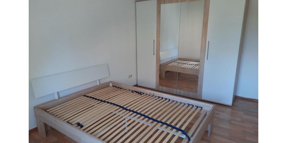 Hochparterre Waldsassen - 2 Zimmer, 45 m&sup2;, 320&euro; | Angebot:25827655