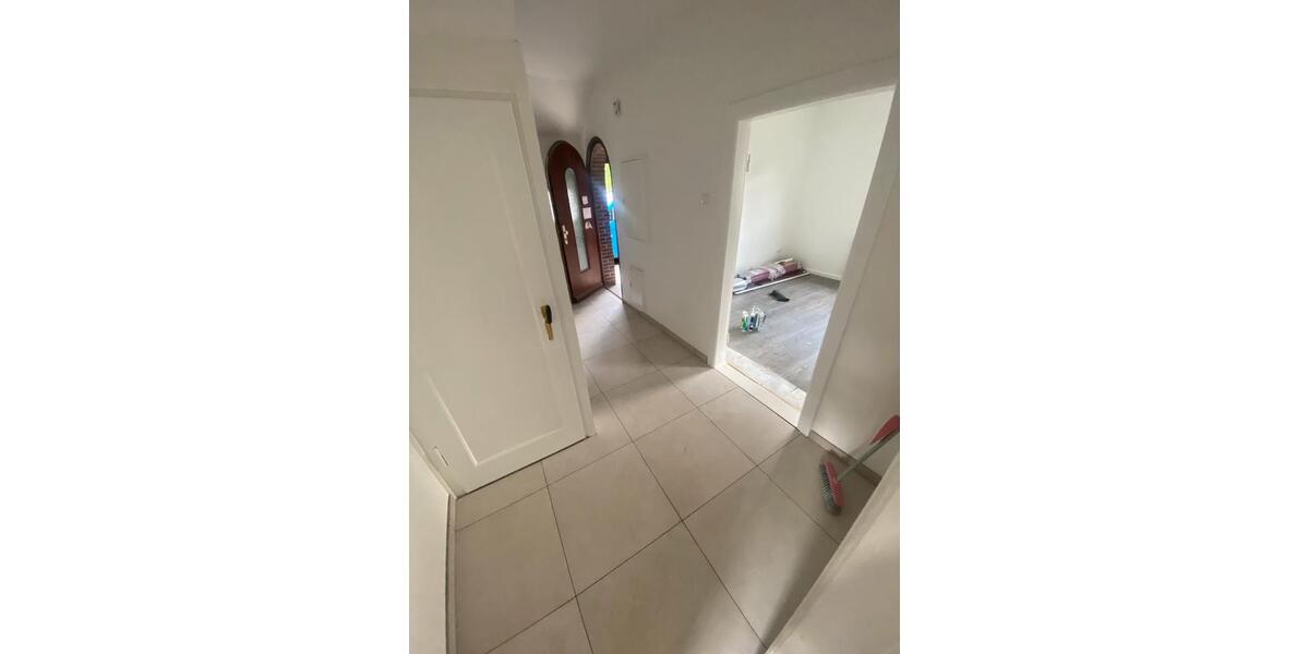 Einfamilienhaus Westerstede - 7 Zimmer, 140 m&sup2;, 1.450&euro; | Angebot:26700533
