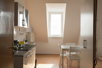 SW-Stadt: WG-Zimmer für Studenten möbliert inkl. Küchenzeile 1 zimmer