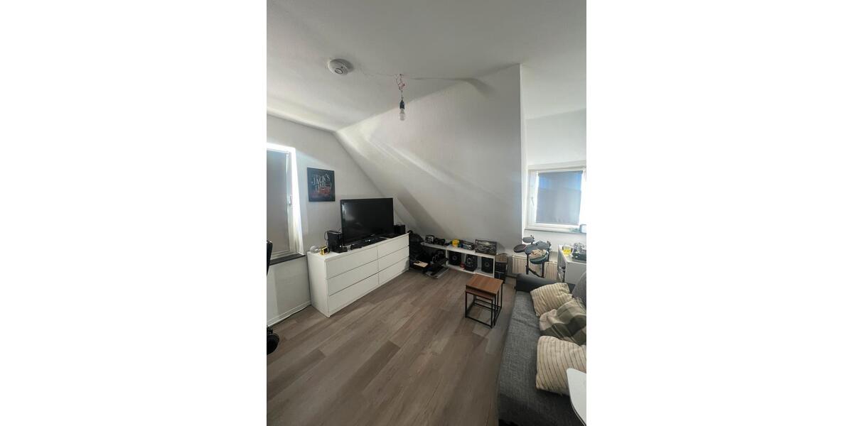 Dachgeschoßwohnung Hessisch Oldendorf - 3.5 Zimmer, 86 m&sup2;, 850&euro; | Angebot:26355843