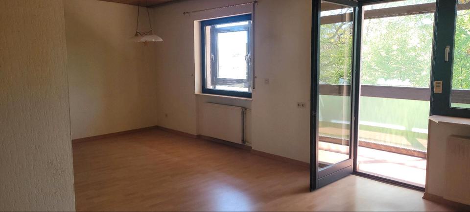 Etagenwohnung Sankt Wendel - 3 Zimmer, 82 m&sup2;, 700&euro; | Angebot:26490007