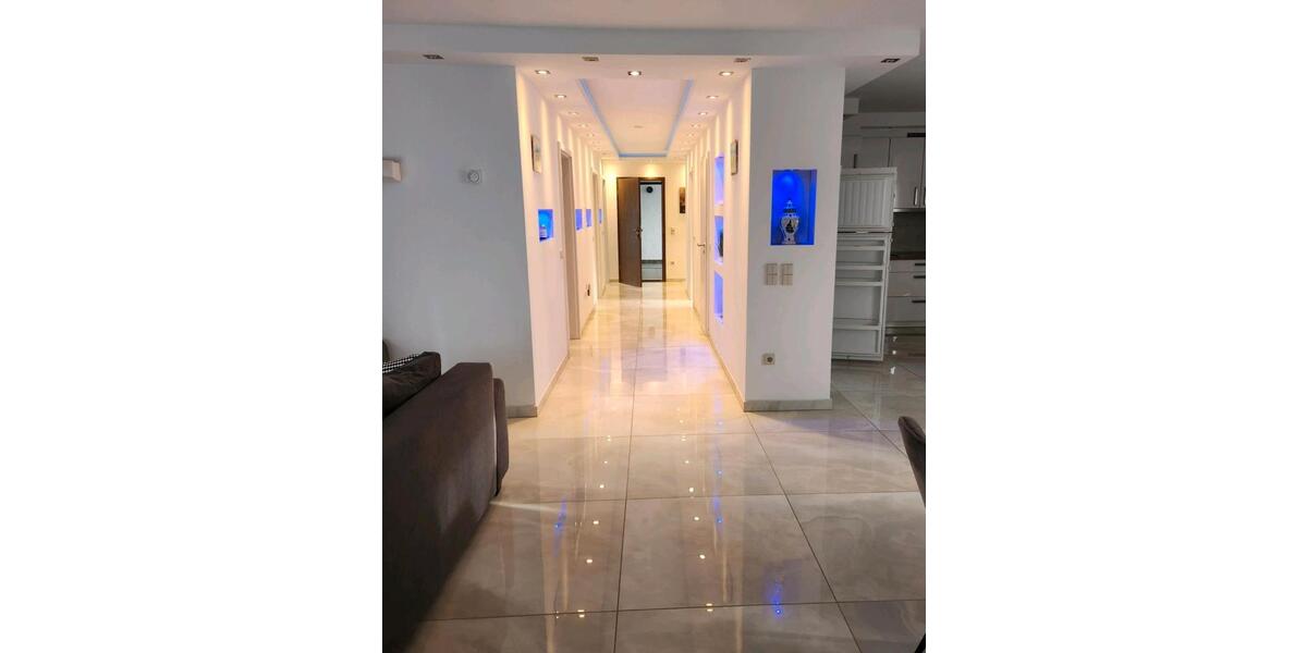 Wohnen auf Zeit Hammersbach - 4 Zimmer, 126 m&sup2;, 30&euro; | Angebot:24772880