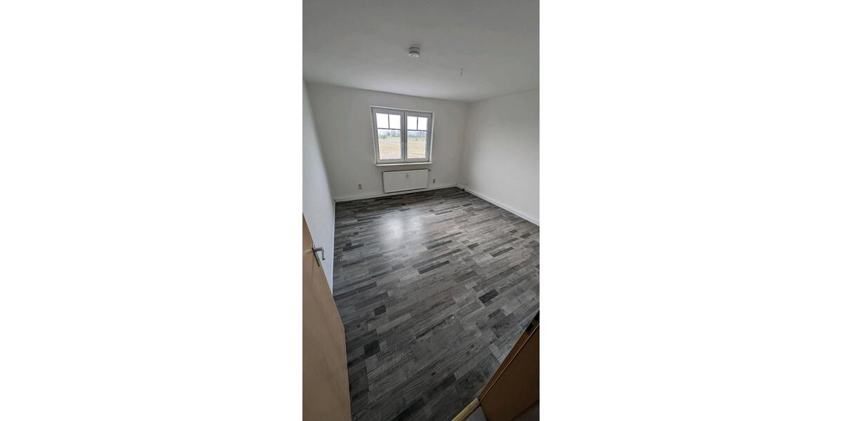 Helle 3 Zimmerwohnung mit Einbaukuche in Jembke 750€ Warm 3 zimmer